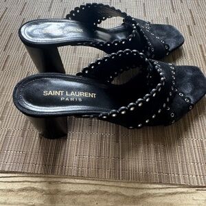 Saint Laurent Loulou suede grommet heel